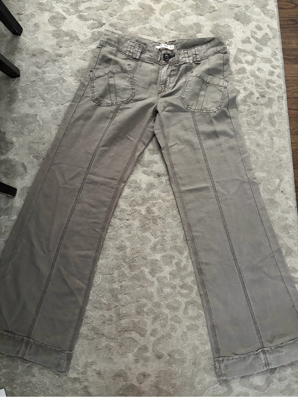 Free People gray utility-style pants very lightweight (linen feel) size 4